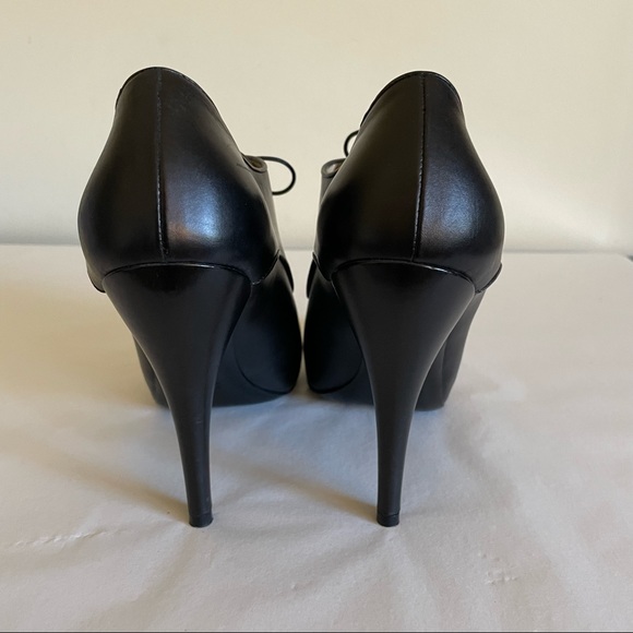 Authentic LONGCHAMP Black Leather Debies LM CUIR Heeled Booties 37 7 $585 - Picture 4 of 7